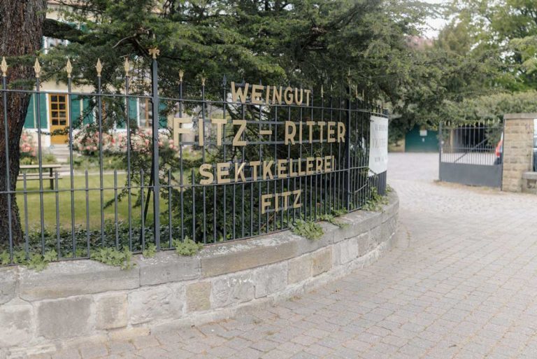 Eingangsbereich Hochzeitslocation - Weingut Fitz-Ritter Sektkellerei Fitz