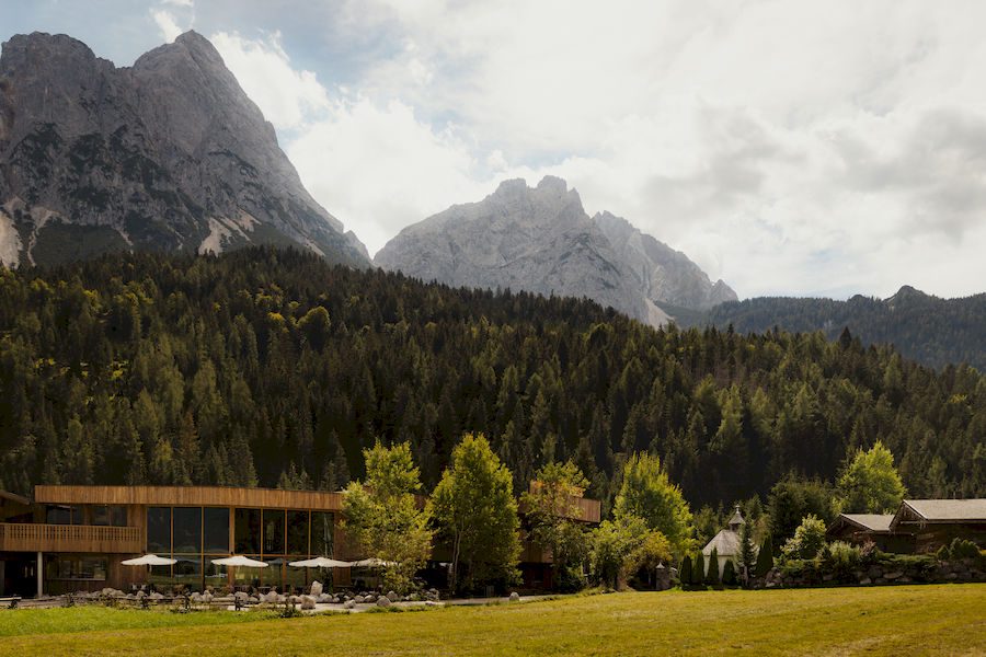 Ausblick meets Business - Stärken Sie Ihr Unternehmen mit Julia Truisi business events im La Posch in Tirol.