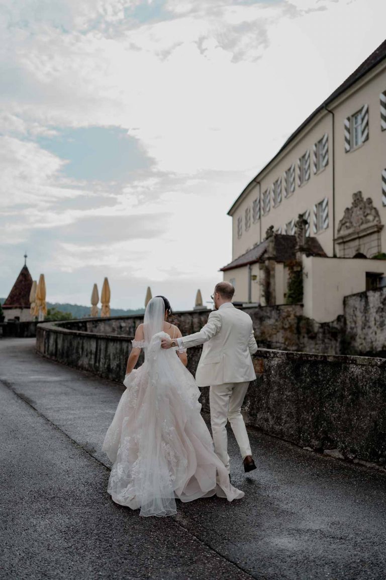 Brautpaar im Schloss Horneck - Schlosshochzeit