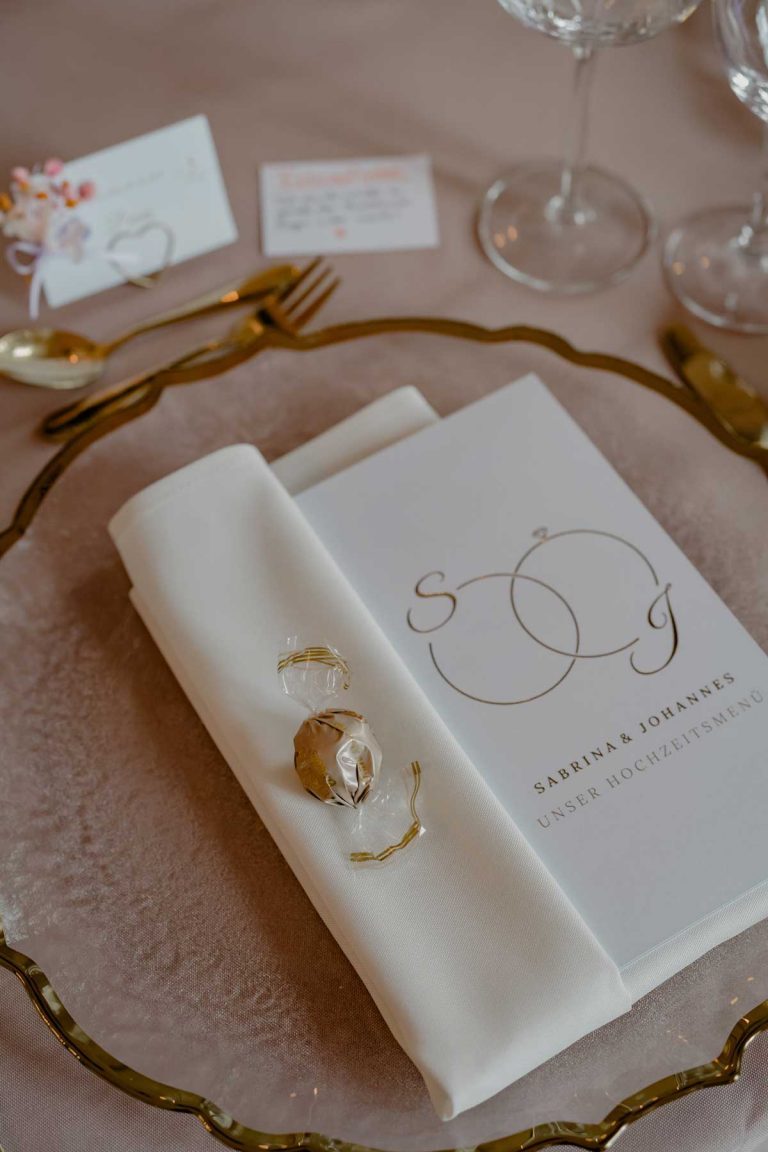 Süße Tischdeko für Märchenhochzeit