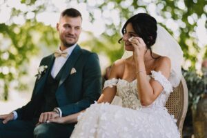 Die Traurednerin Julia Truisi führt eine emotionale freie Trauung durch